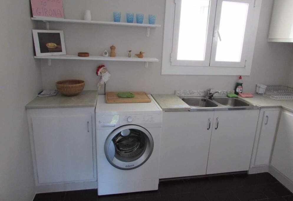 Apartamento Con Increibles Vistas Y Terraza Χιρόνα Εξωτερικό φωτογραφία